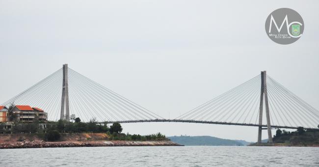 Masyarakat Diminta Tidak Berhenti di Jembatan Barelang